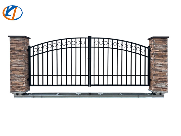 K0733A  Stone Post Metal Farm Driveway Gate